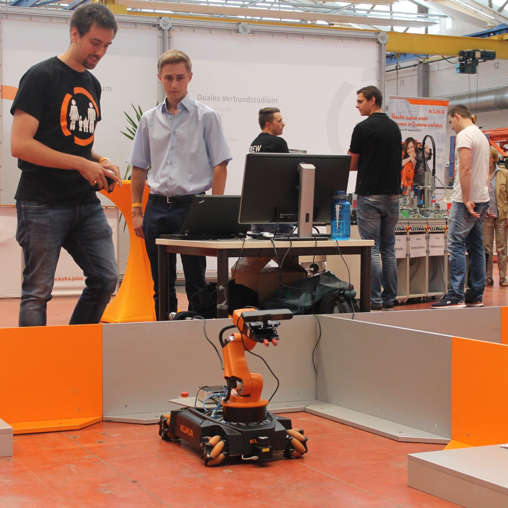 KUKA Eröffnung Entwicklungs- und Technologiezentrum